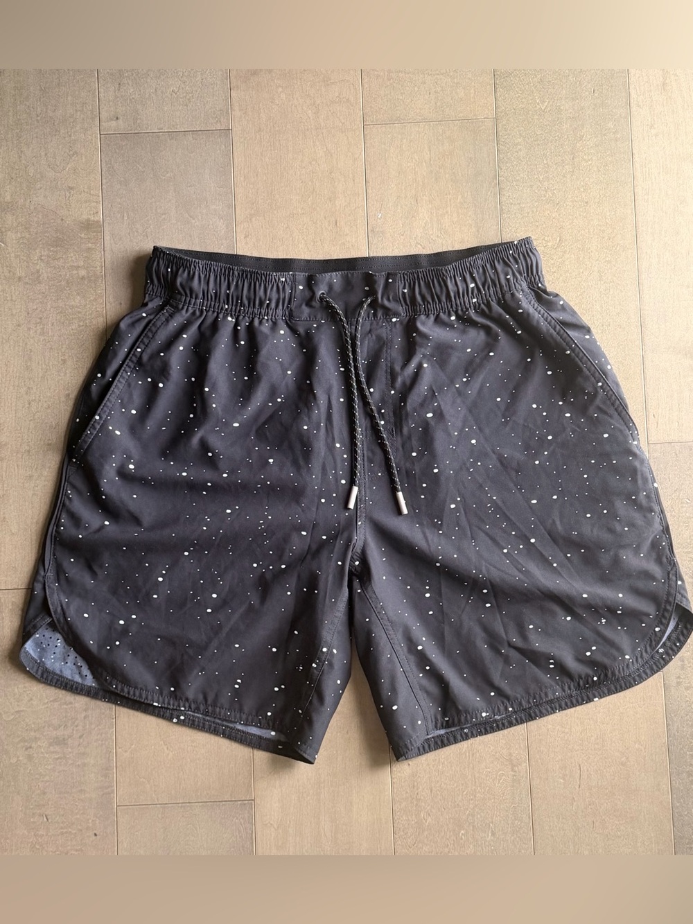 Legends Luka 7” Workout Shorts Small